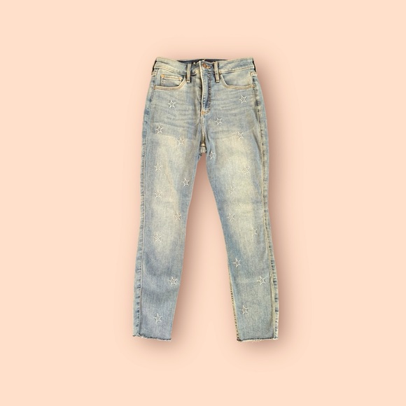 Women’s Hollister Jeans - Picture 1 of 6